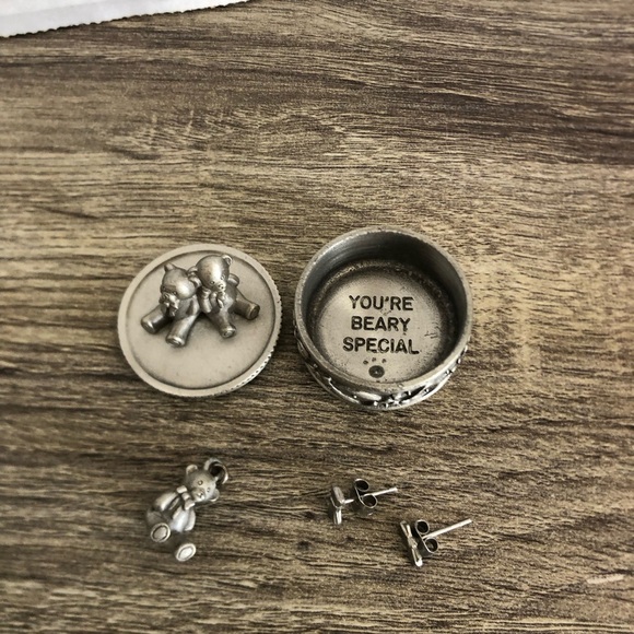 Vtg Pewter Bear Trinket Box with Earrings and Pendant - Picture 1 of 13